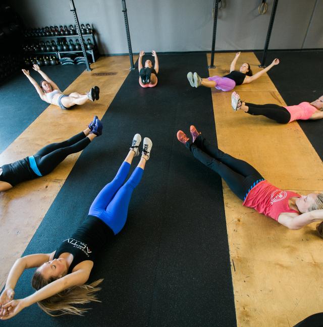 female athletes doing quick fit workout